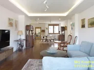 Izdavanje, četvorosoban stan, 132m², Vračar Sve Podlokacije, Beograd - image 2