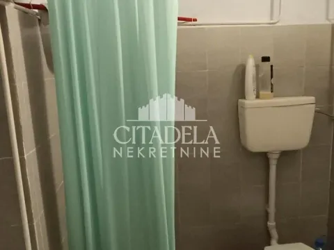 Prodaja, stan, 25m², Resnik, Beograd - image 4