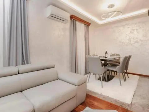 Prodaja, jednosoban stan, 40m², Stari Grad Kotor, Kotor - image 9