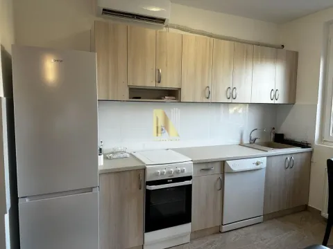 Izdavanje, jednosoban stan, 43m², Cara Dušana, Novi Sad Sve Podlokacije - image 4