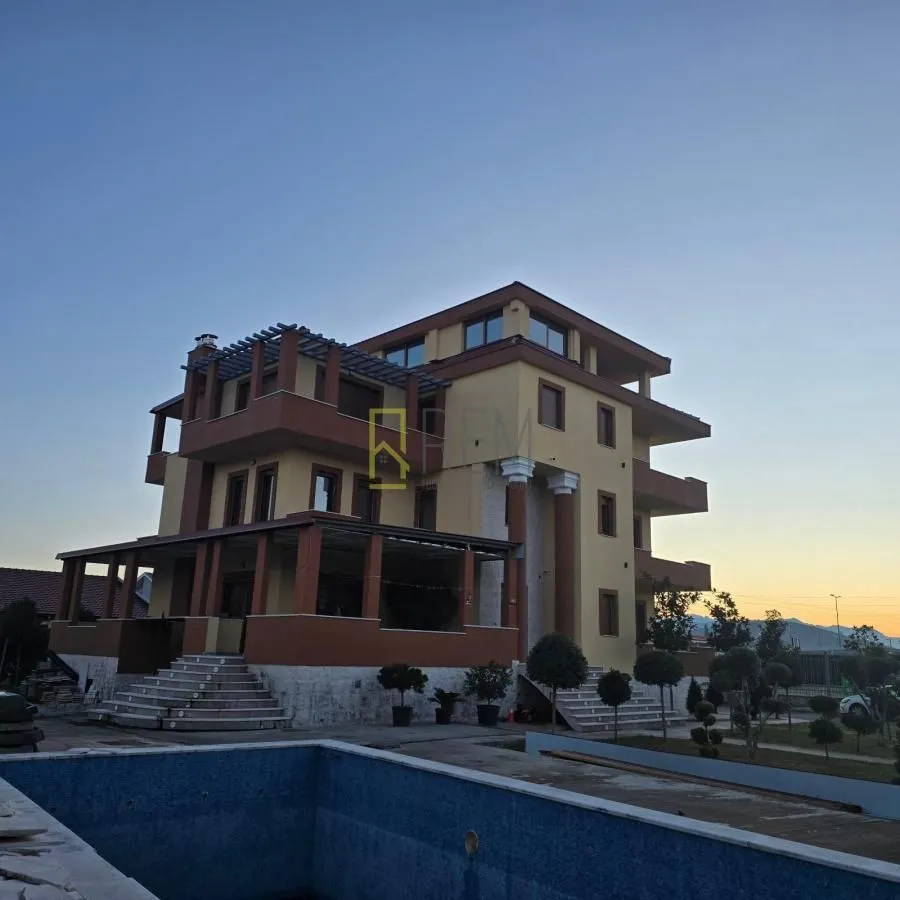 Rent, house, 850m², Donja Gorica, Podgorica