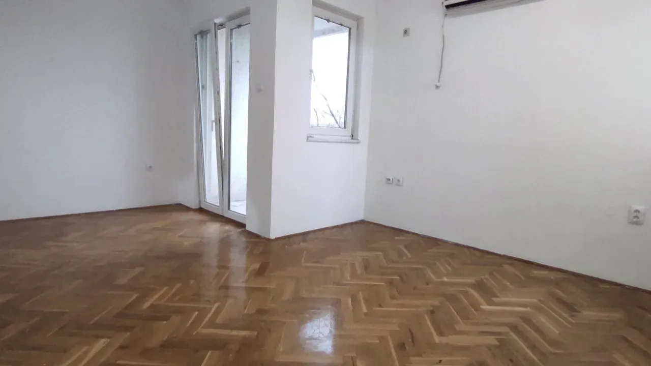 Prodaja, dvosoban stan, 64m², Stari Aerodrom, Podgorica