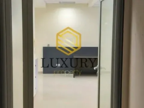 Rent, office space, 130m², Preko Morače, Podgorica - image 4