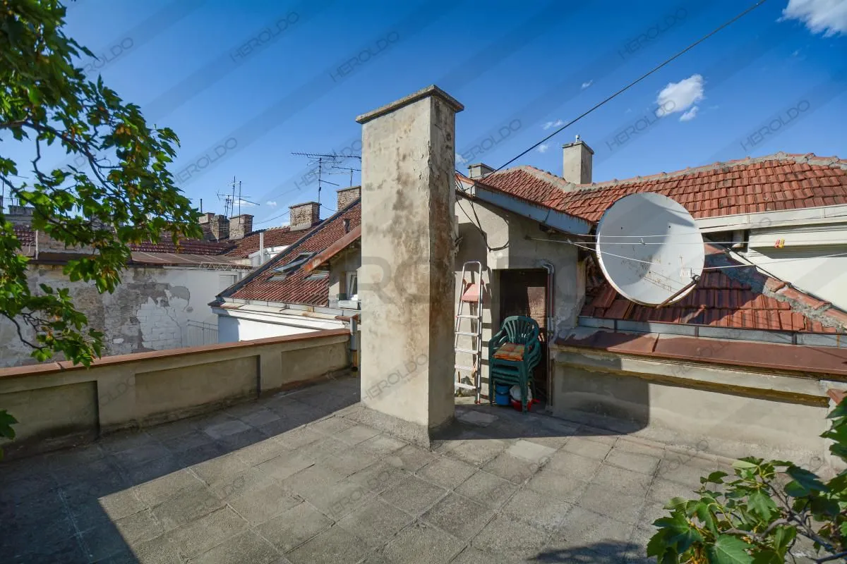 Prodaja, četvorosoban stan, 96m², Savski Venac, Beograd