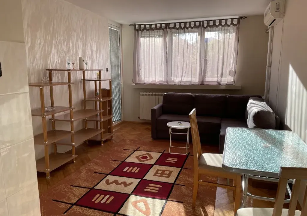 Izdavanje, jednosoban stan, 34m², Autokomanda, Voždovac Sve Podlokacije