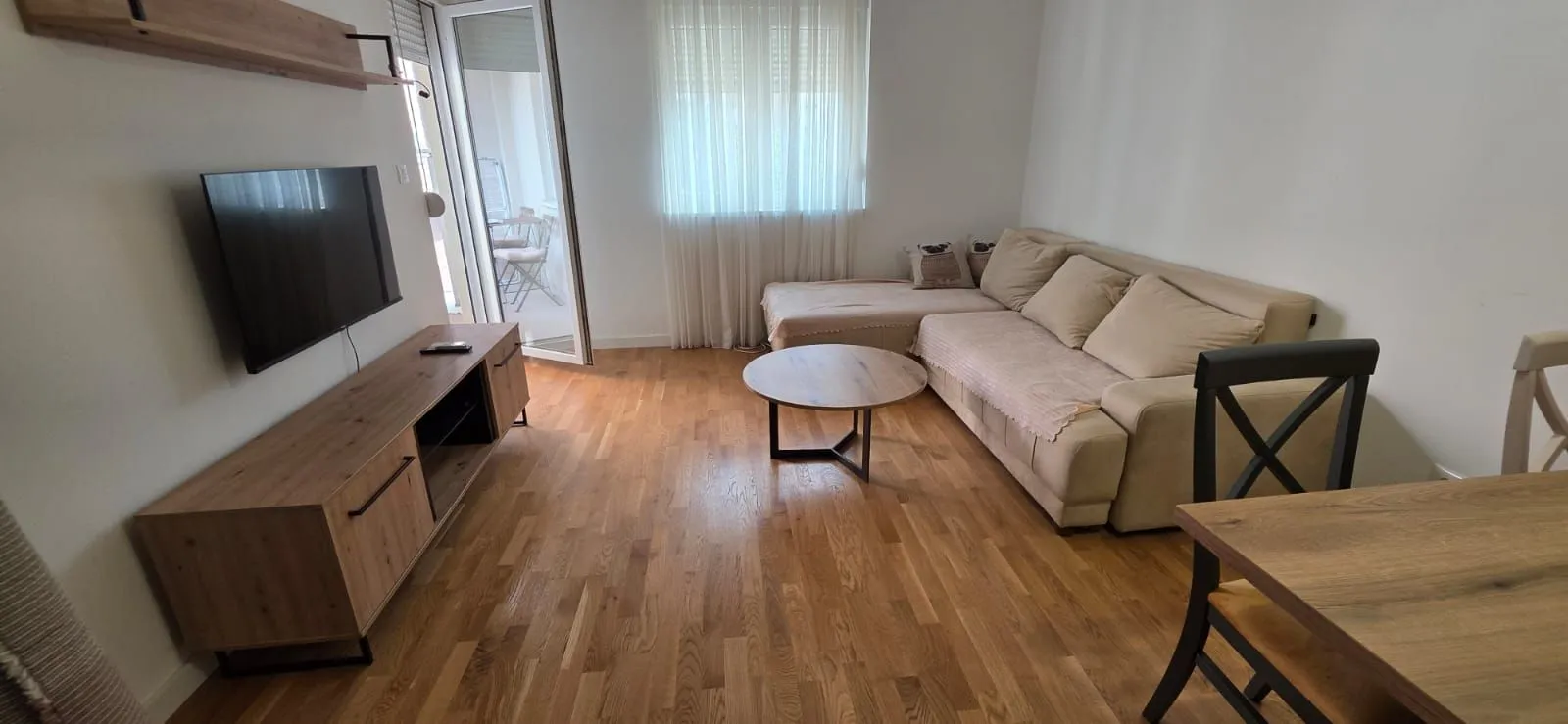 Izdavanje, jednosoban stan, 48m², Zabjelo, Podgorica