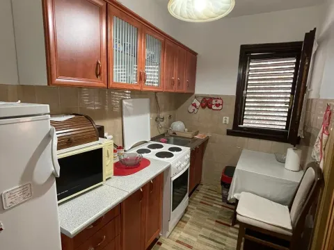 Izdavanje, jednosoban stan, 49m², Budva, Crna Gora - image 4