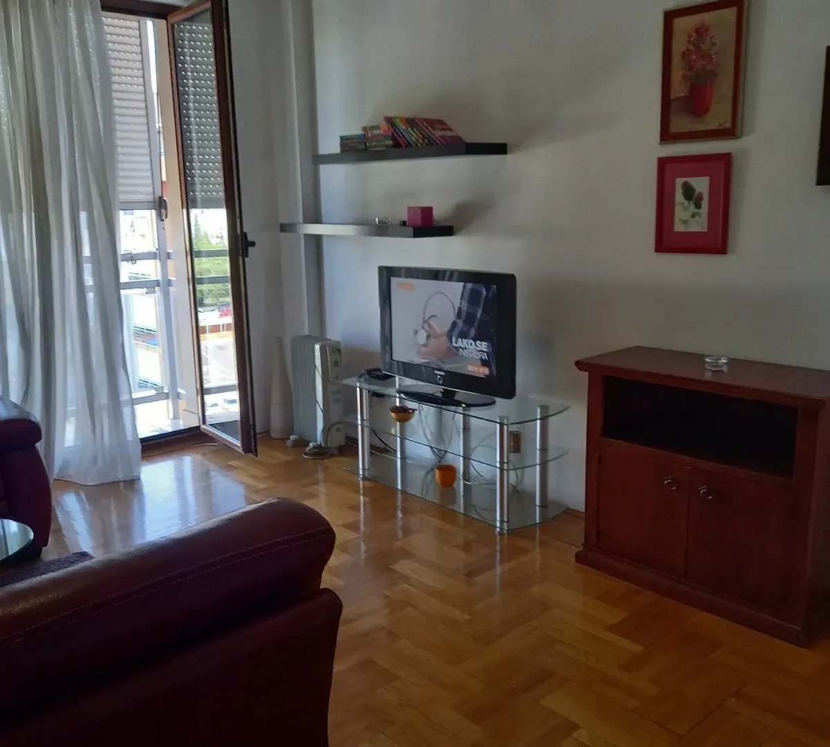 Rent, studio apartment, 31m², Preko Morače, Podgorica
