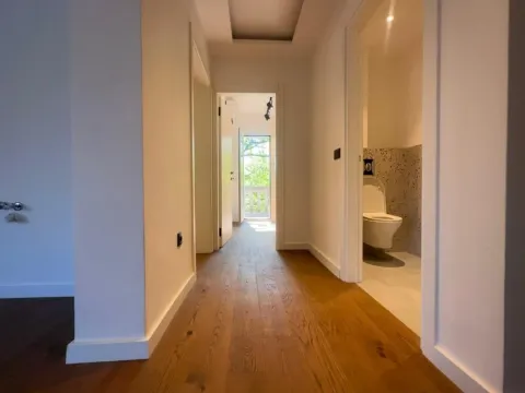 Prodaja, dvosoban stan, 65m², Centar, Tivat - image 6