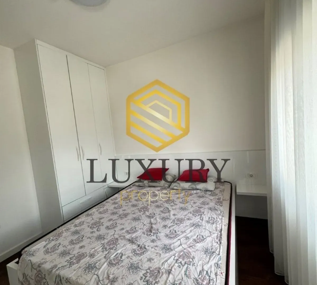 Rent, two bedroom apartment, 58m², Central Point, Podgorica