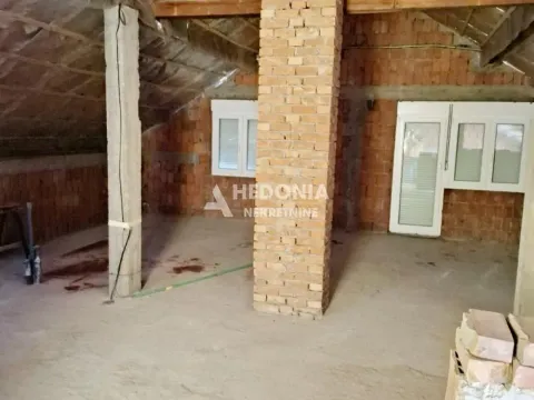 Prodaja, kuća, 210m², Boleč, Grocka - image 11