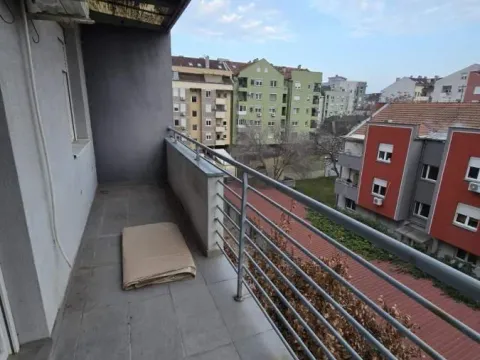 Izdavanje, trosoban stan, 85m², Grbavica, Novi Sad Sve Podlokacije - image 14