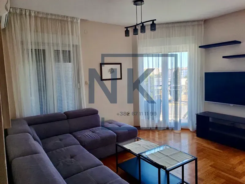 Izdavanje, dvosoban stan, 65m², Tuški Put, Podgorica