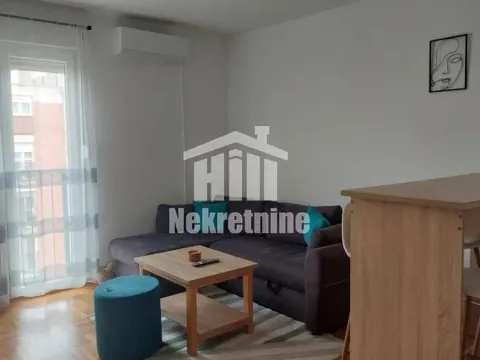 Stan in Čukarica