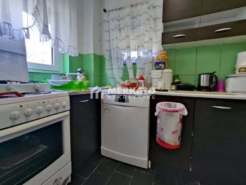Prodaja, dvosoban stan, 61m², Zrenjanin, Srbija