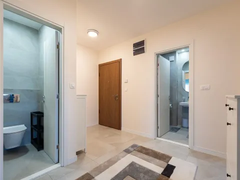 Rent, two bedroom apartment, 73m², Central Point, Podgorica - image 8