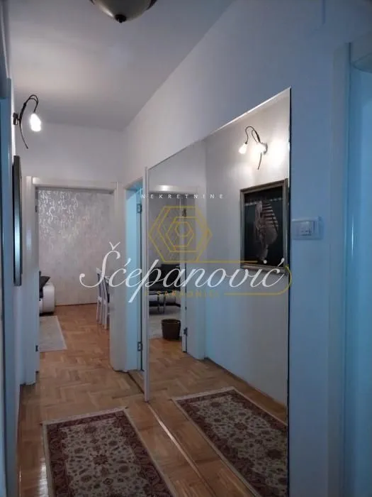 Prodaja, dvosoban stan, 51m², Centar, Novi Sad