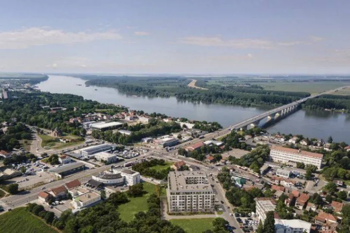 Prodaja, četvorosoban stan, 94m², Zemun Gornji Grad, Zemun Sve Podlokacije