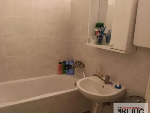 Izdavanje, jednosoban stan, 37m², Liman 3, Novi Sad Sve Podlokacije - image 3