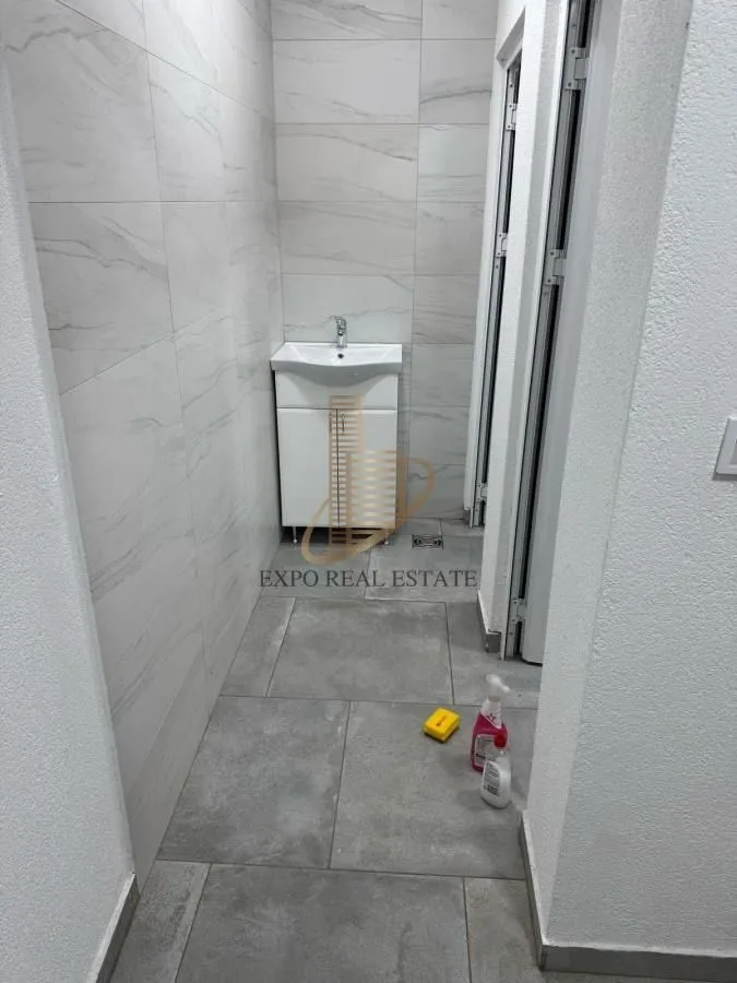 Sale, office space, 125m², Vojvode Vlahovica, Beograd