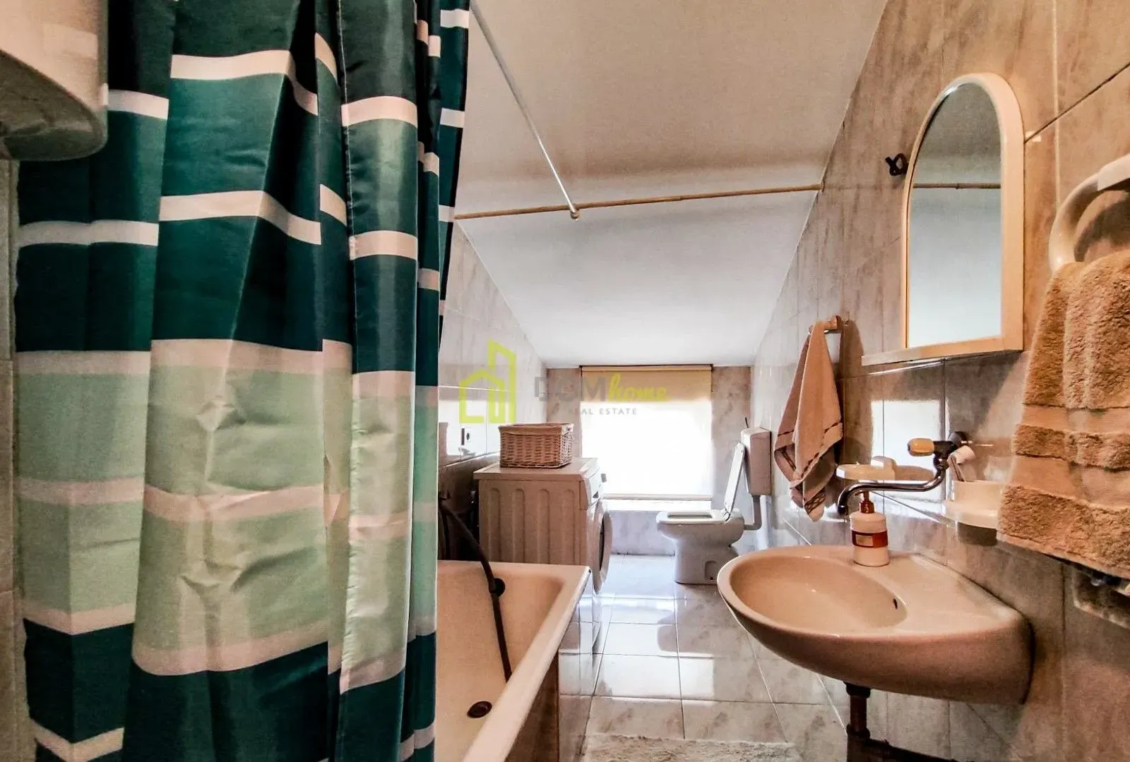 Prodaja, dvosoban stan, 75m², Centar, Podgorica