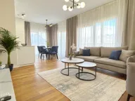 Sale, three bedroom apartment, 109m², Dobrota, Kotor - image 1