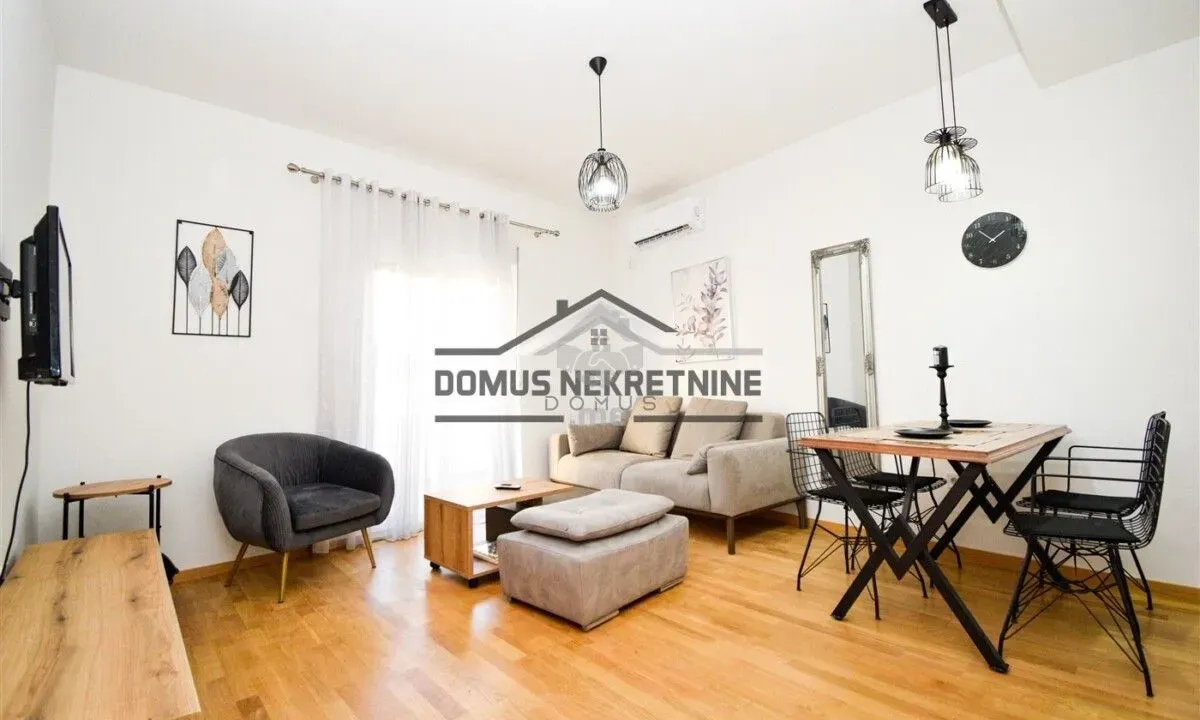 Rent, one bedroom apartment, 55m², Centar, Podgorica