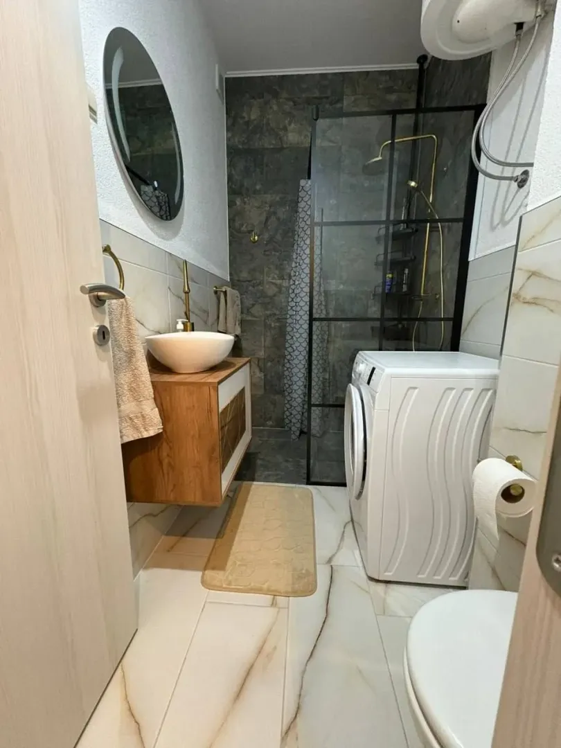 Rent, one bedroom apartment, 40m², Bečići, Budva