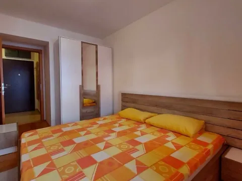 Rent, one bedroom apartment, 50m², Petrovac, Budva - image 7