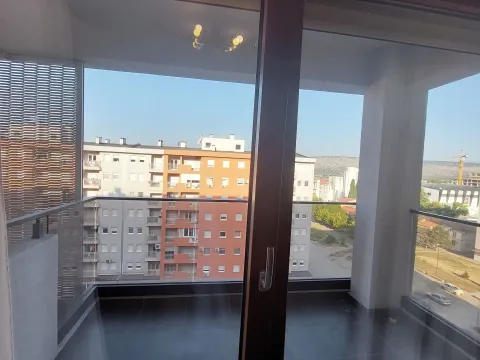 Rent, one bedroom apartment, 49m², Master Kvart, Podgorica - image 11