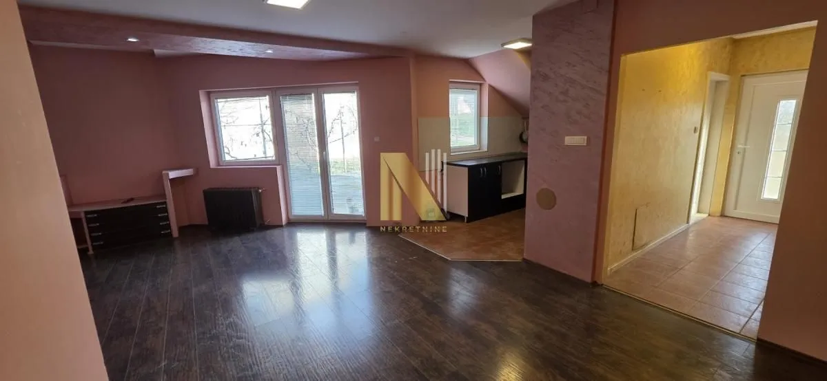 Prodaja, kuća, 312m², Novi Sad, Srbija