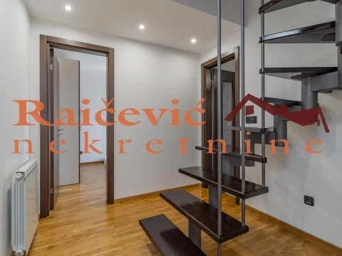 Sale, four bedroom apartment, 132m², Voždovac, Voždovac Sve Podlokacije - image 9