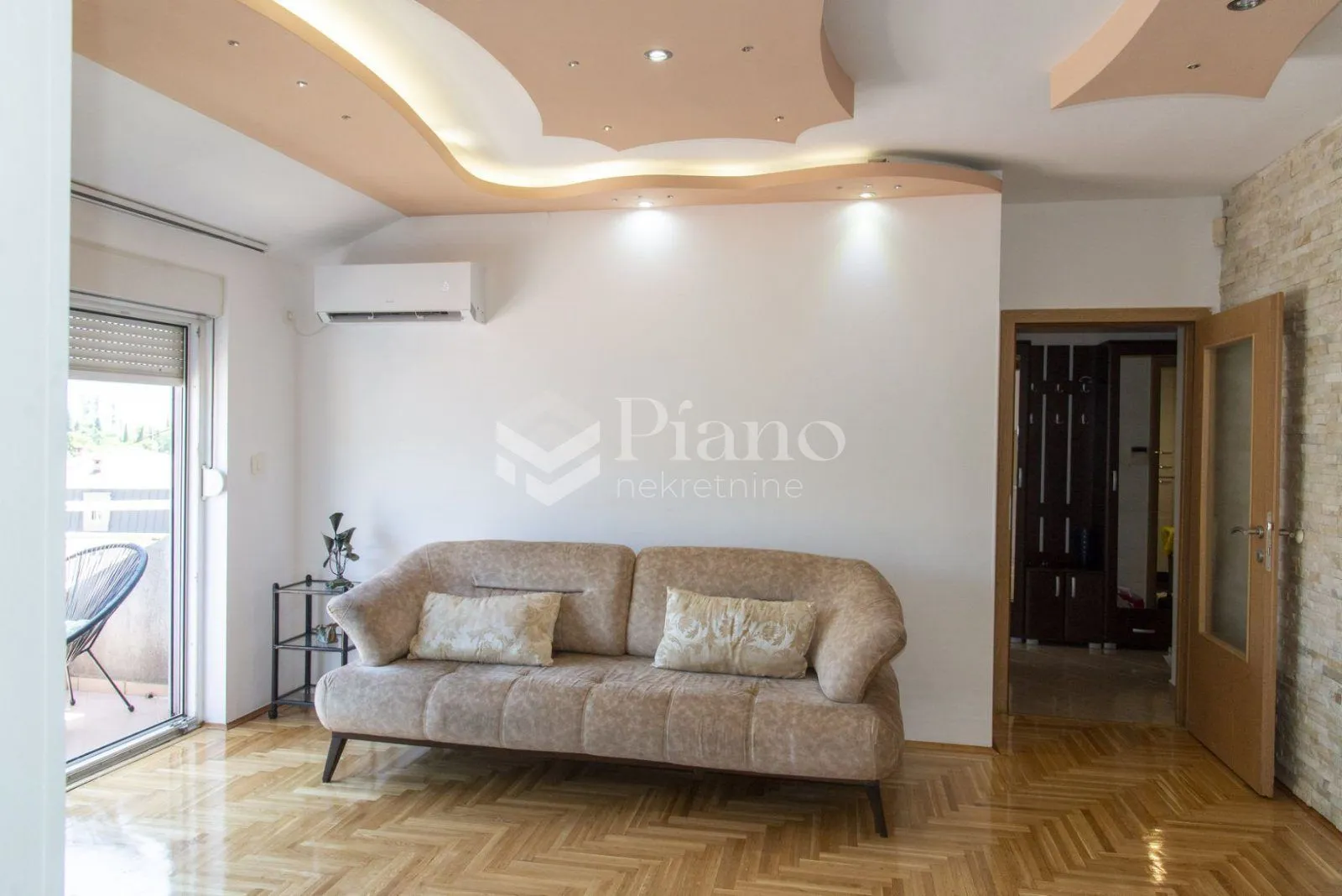 Rent, one bedroom apartment, 46m², Ljubović, Podgorica