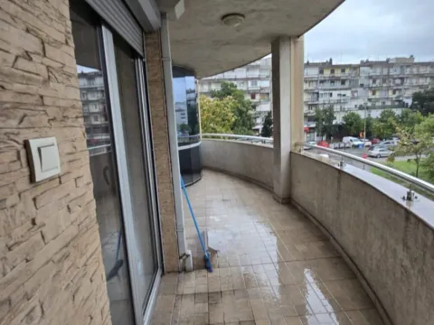 Prodaja, trosoban stan, 140m², Preko Morače, Podgorica - image 6