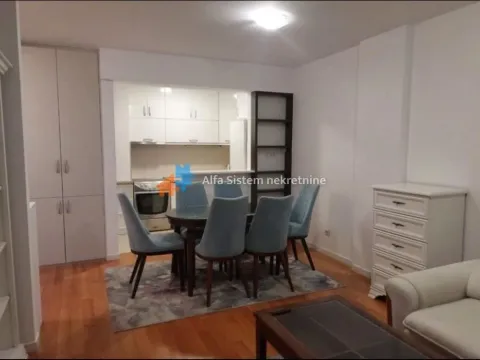 Izdavanje, dvosoban stan, 52m², Novi Beograd Blok 67, Novi Beograd Sve Podlokacije - image 2