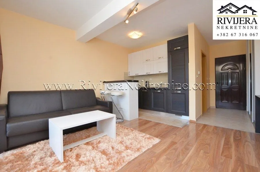 Prodaja, dvosoban stan, 121m², Baošići, Herceg Novi