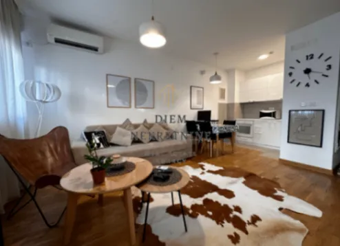 Izdavanje, jednosoban stan, 50m², City Kvart, Podgorica