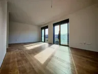 Izdavanje, trosoban stan, 115m², Preko Morače, Podgorica - image 10