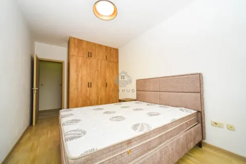 Rent, two bedroom apartment, 75m², City Kvart, Podgorica - image 6