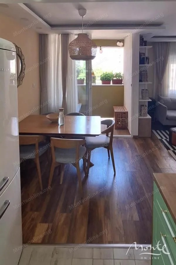 Prodaja, trosoban stan, 89m², Podgorica, Crna Gora