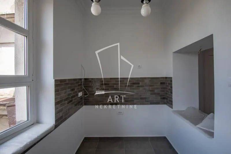 Sale, four bedroom apartment, 125m², Centar Sve Podlokacije, Beograd
