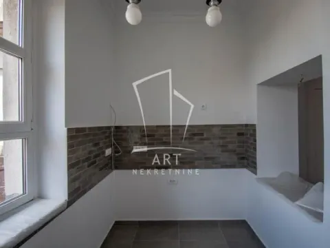 Sale, four bedroom apartment, 125m², Centar Sve Podlokacije, Beograd - image 6