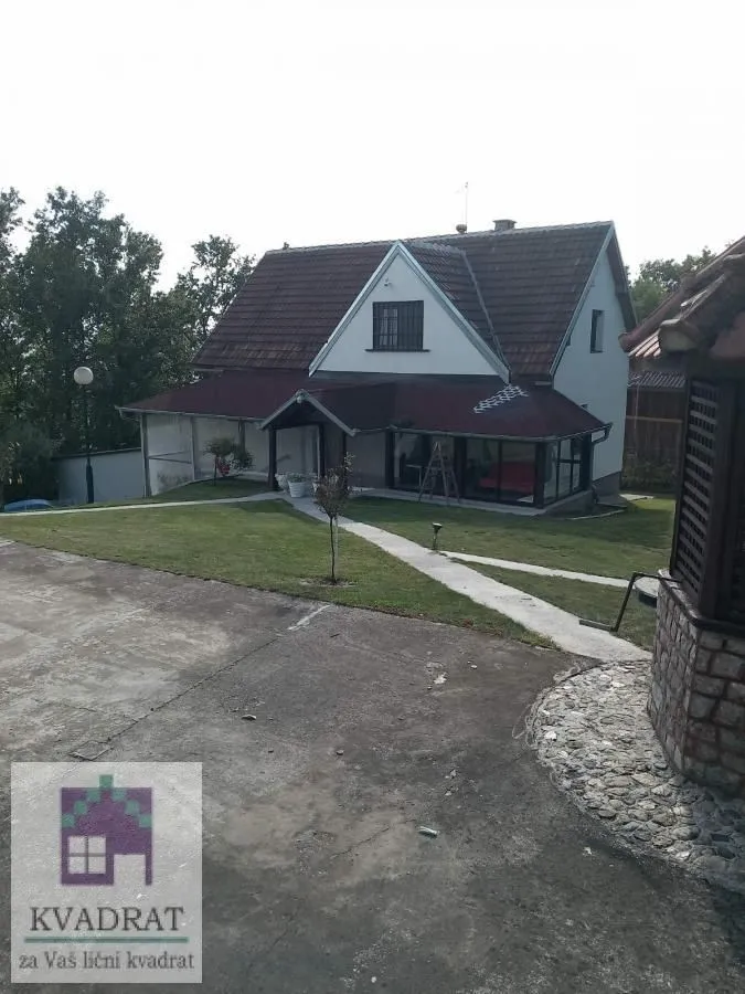 Sale, house, 148m², Lučani, Srbija