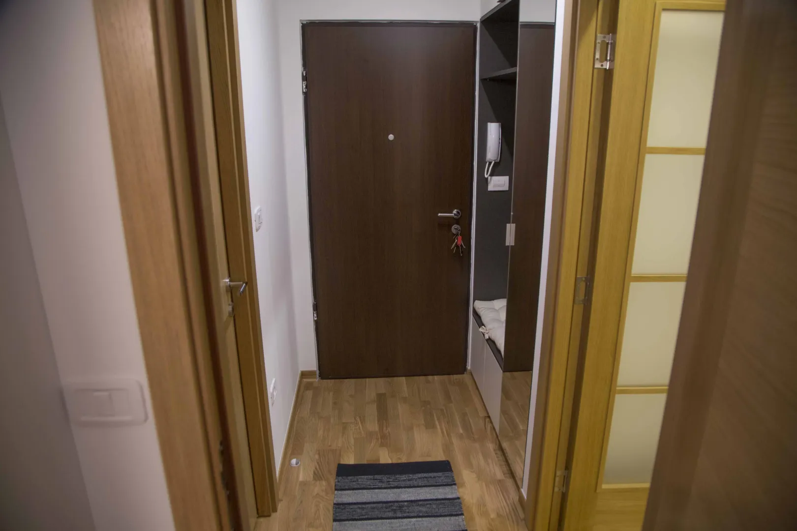 Izdavanje, dvosoban stan, 43m², City Kvart, Podgorica
