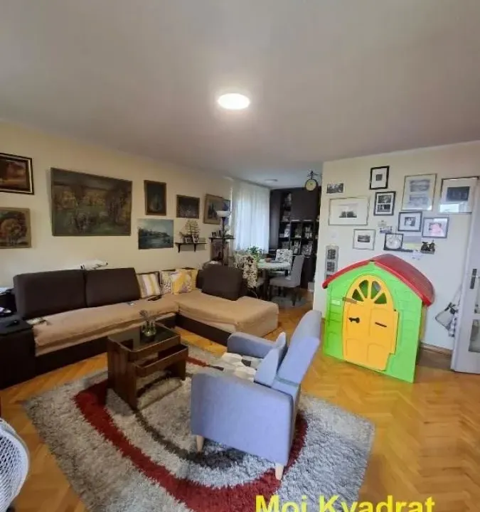 Sale, three bedroom apartment, 70m², Karaburma, Palilula Sve Podlokacije