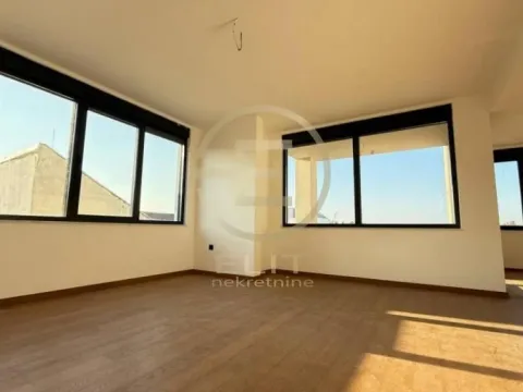 Prodaja, stan, 135m², Bulevar patrijarha Pavla, Novi Sad Sve Podlokacije - image 3