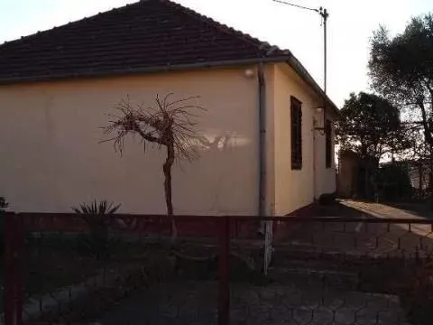 Prodaja, kuća, 100m², Bar, Crna Gora