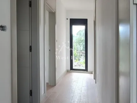 Prodaja, kuća, 200m², Danilovgrad, Crna Gora - image 28