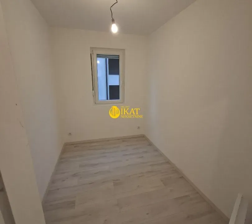 Izdavanje, trosoban stan, 50m², Zvezdara Sve Podlokacije, Beograd
