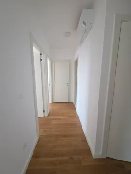 Prodaja, trosoban stan, 65m², Tošin bunar, Novi Beograd Sve Podlokacije - image 3